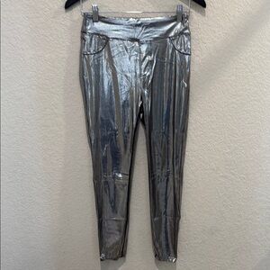 Halara Silver Women's leggings size M